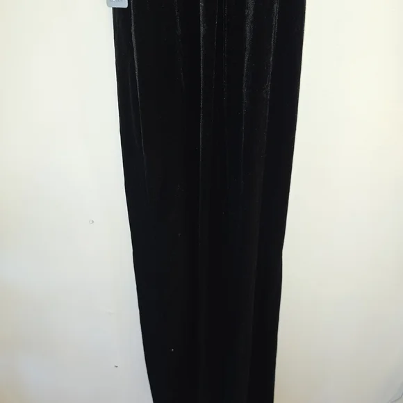 Chic Black Halter Maxi Dress - Picture 9 of 13